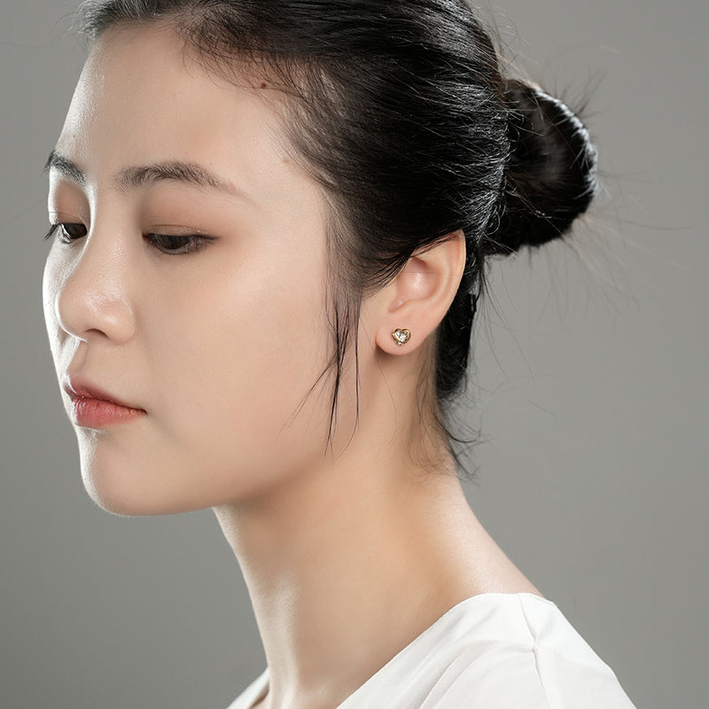 Dara 18k金钻石心形设计耳环 KH1642001 