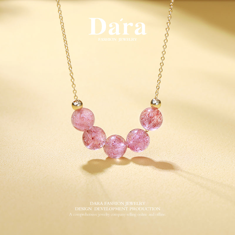 DARA/Dai La 8-9mm Strawberry Crystal Niche High-end Accessory Temperament Clavicle Chain X3614002