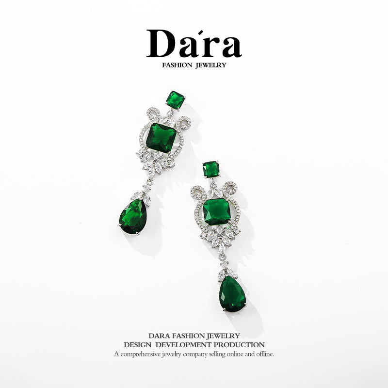 DARA Zirconia Alloy Green Ear Studs H6813001