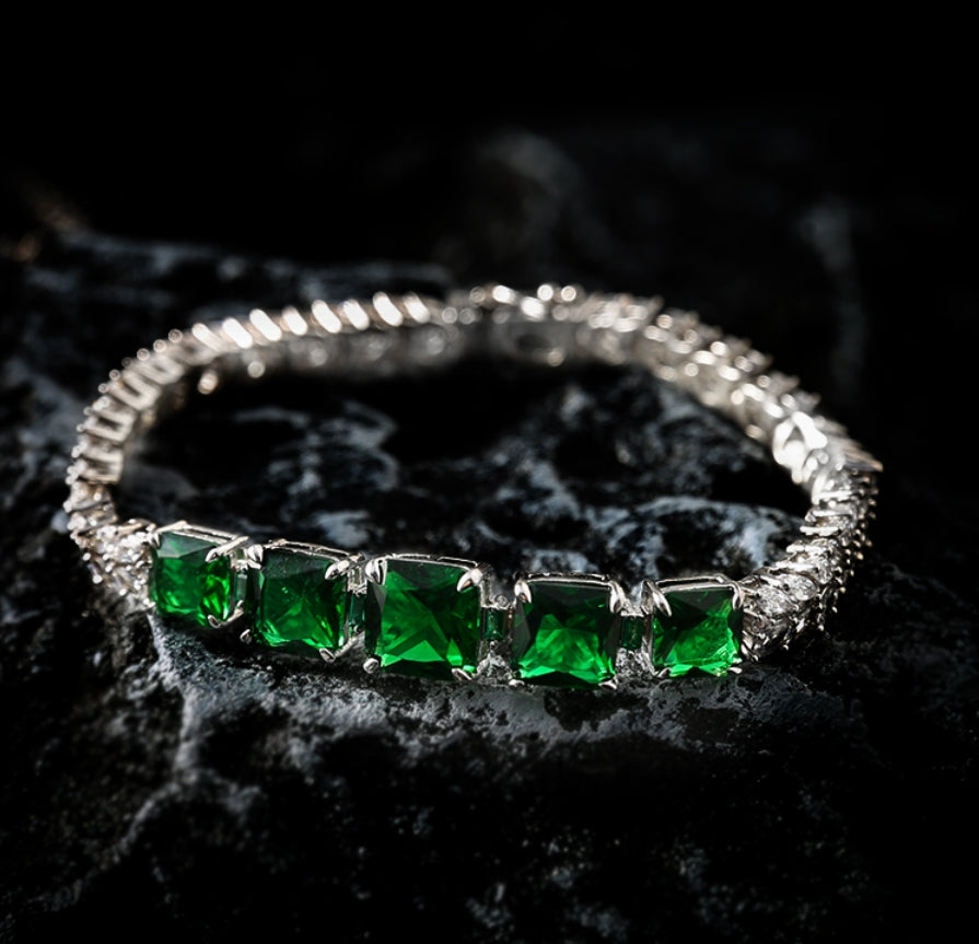 DARA Zirconia Alloy Leaf Green Square Bracelet S1214001