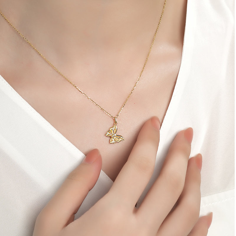 DARA 18K Gold Diamond Butterfly Design Necklace KX1634001